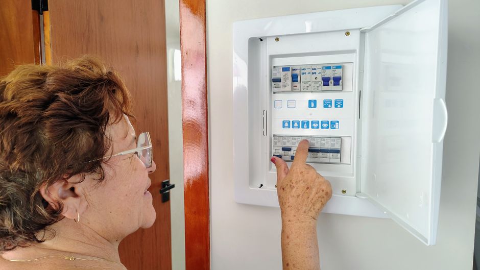5 Warning Signs Your Electrical Panel Needs Replacement — Photo by Kleison Leopoldino on Pexels